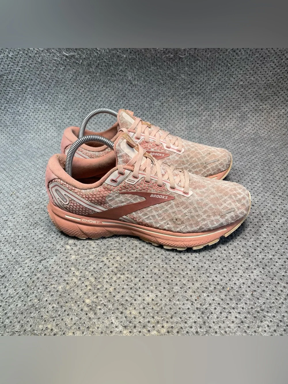 Brooks Ghost 14 Pink Running Shoes Size 9 Women’s